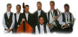 Absolwenci prowadzonego przeze mnie zespołu jazzowego Szkoły Muzycznej; kliknij,żeby powiększyć...